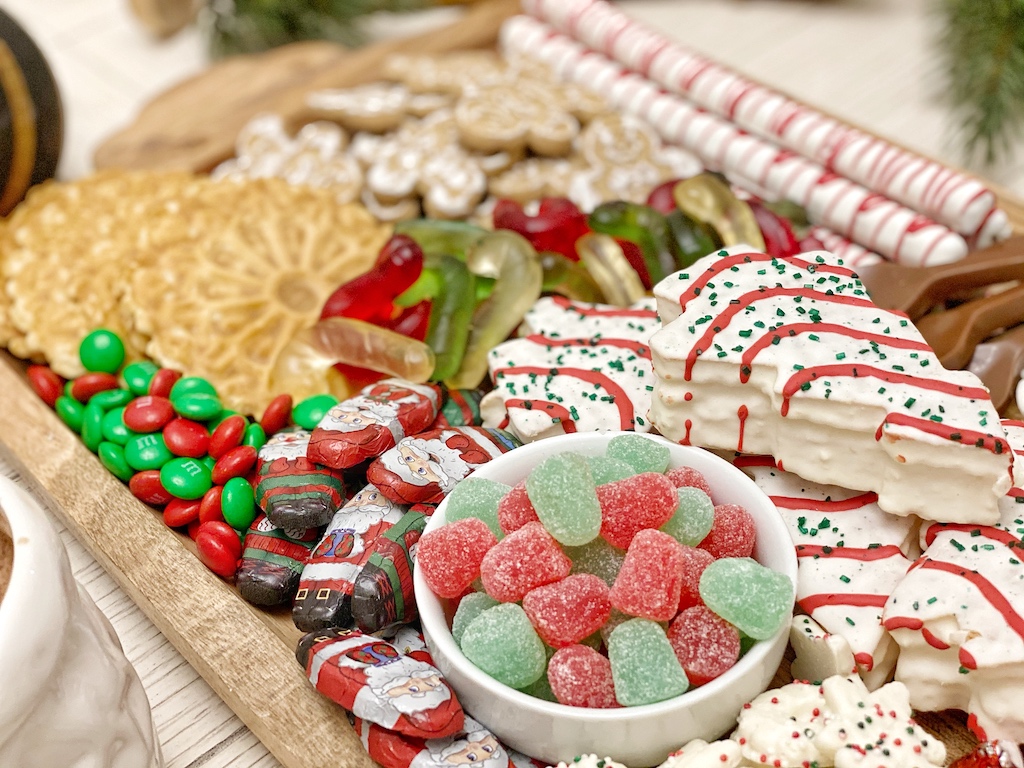 Christmas Grazing Board 2020 - Aubrey Swan Blog