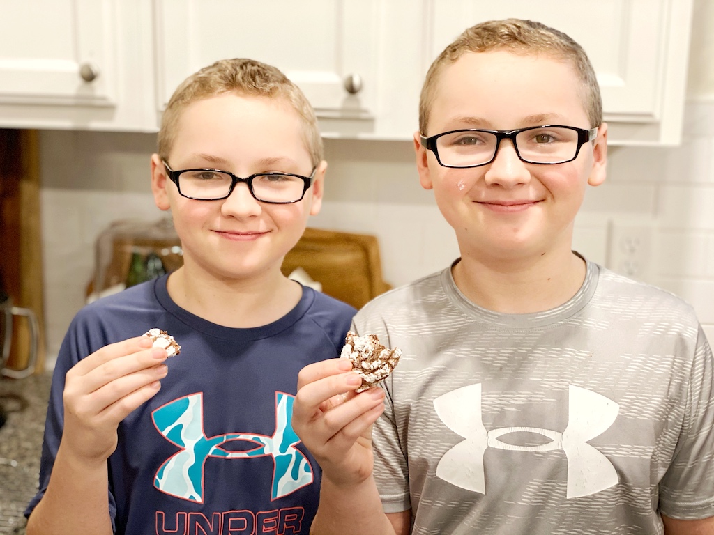 chocolate snowdrop Christmas cookies